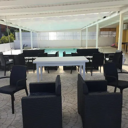 La Perla Dello Ionio Lejlighedshotel Satriano