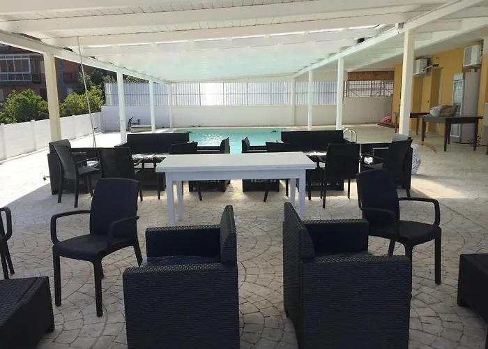 La Perla Dello Ionio 公寓式酒店 Satriano