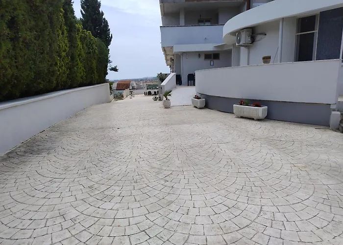 La Perla Dello Ionio Apartahotel 3*