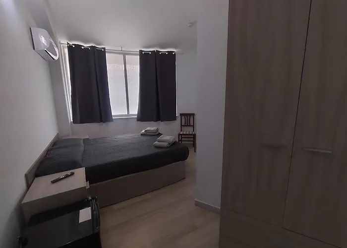 La Perla Dello Ionio 公寓式酒店 3*